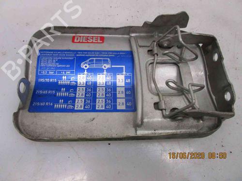 Fuel flap MERCEDES-BENZ VITO Van (W638) 112 CDI 2.2 (638.094) | BP19721412C131 