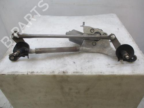 Used Front wipers mechanism TOYOTA YARIS (_P9_) 1.0 VVT-i (KSP90_, KSP90R) (69 hp) 30365083