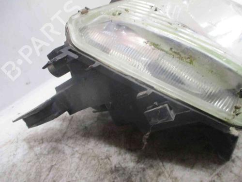Right headlight RENAULT ESPACE III (JE0_) 2.2 dCi (JE0S) | BP24009004C29 