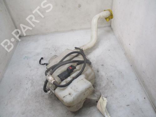 Used Windscreen washer tank JEEP CHEROKEE (KJ) 2.8 CRD 4x4 (150 hp) 24329187