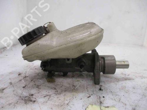 Used Brake master cylinder CITROËN XSARA (N1) 1.8 i (90 hp) 21833381