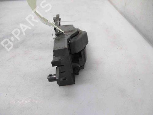 Front left interior door handle TOYOTA HILUX VII Pickup (_N1_, _N2_, _N3_) 2.5 D-4D 4WD (KUN25) | BP19739715I13 