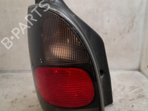 Venstre baglygte RENAULT ESPACE III (JE0_) 2.2 12V TD (JE0E, JE0H, JE0P) (113 hp) 30116649