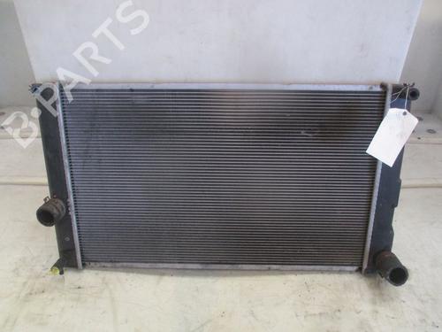 Used Water radiator Water radiator 37225123 37225123
