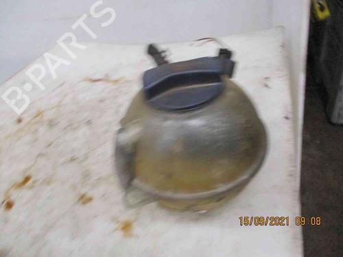Used Expansion tank VW BORA I (1J2) 1.6 (101 hp) 19735427