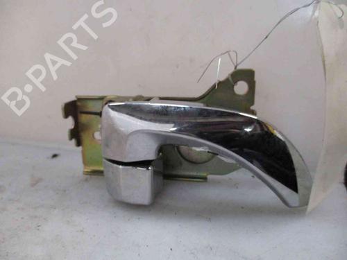 Used Front right interior door handle KIA SORENTO I (JC) 2.5 CRDi 4WD (140 hp) 20204154