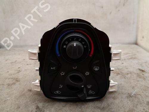 Used Climate control PEUGEOT 108 1.0 VTi 72 (72 hp) 30138631