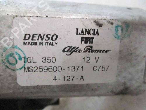 Rear wiper motor FIAT 500 (312_) 1.3 D Multijet (312AXB1A) | BP26621813M102 