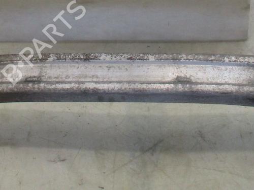 Used Front bumper reinforcement Front bumper reinforcement 37161980 37161980