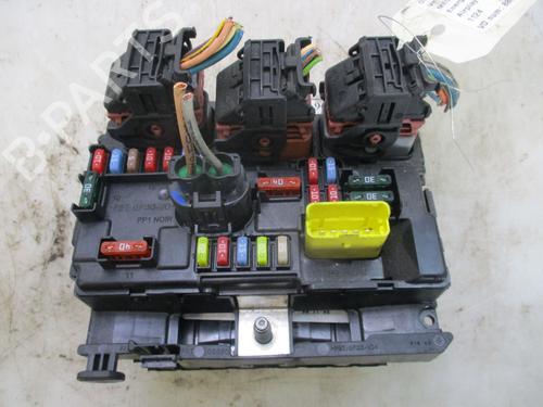 Used Fuse box CITROËN C2 (JM_) 1.1 (60 hp) 31865033