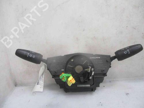 Used Headlight switch OPEL CORSA D (S07) 1.0 (L08, L68) (60 hp) 19735503