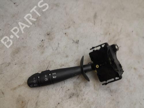 Used Steering column stalk RENAULT TWINGO II (CN0_) 1.5 dCi (CN0E) (64 hp) 31140227