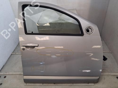 Used Right front door Right front door 37162042 37162042