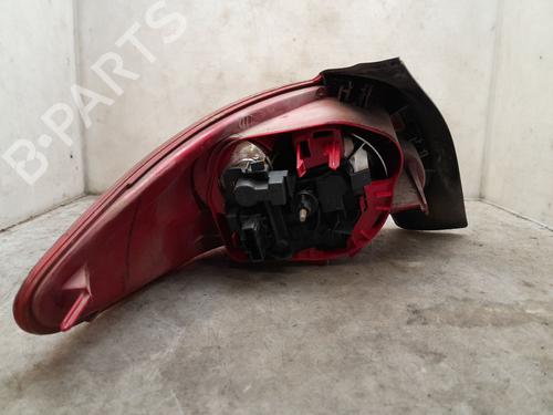 Right taillight PEUGEOT 206 Hatchback (2A/C) 1.4 HDi eco 70 | BP28330526C35 