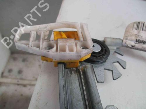 Used Rear right window mechanism RENAULT MEGANE II Estate (KM0/1_) 1.9 dCi (KMRG, KM1G, KM0G, KM2C) (120 hp) 24121948