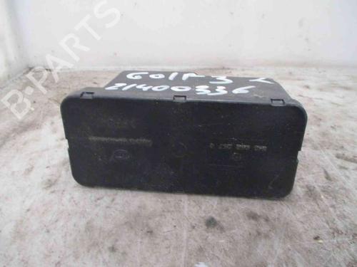Used Electronic module VW GOLF III (1H1) 1.4 (55 hp) 20201580