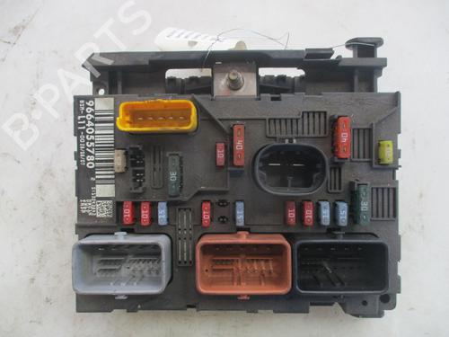 Used Fuse box Fuse box PEUGEOT 307 (3A/C) 1.6 HDi (90 hp) 34228538 34228538