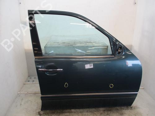Used Right front door MERCEDES-BENZ E-CLASS (W210) E 300 Turbo-D (210.025) (177 hp) 26592954