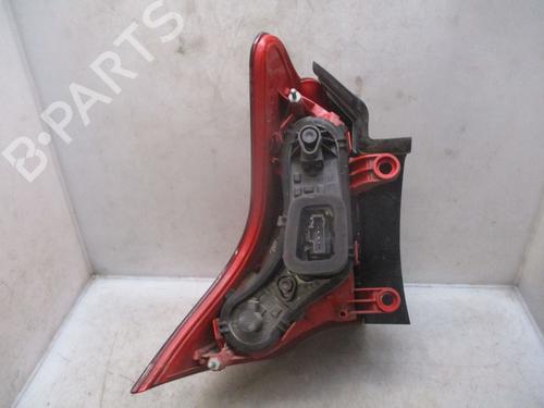 Right taillight PEUGEOT 3008 I MPV (0U_) 1.6 HDi | BP26637824C35 
