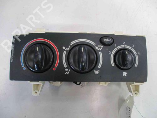 Used Climate control RENAULT MEGANE I (BA0/1_) 1.6 e (BA0F, BA0S) (90 hp) 19717660