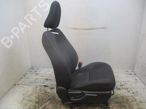 Right front seat TOYOTA YARIS (_P13_) 1.5 Hybrid (NHP130_) | BP24971265C16