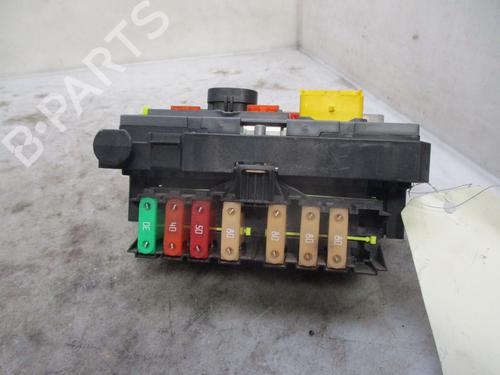 Fuse box PEUGEOT 407 (6D_) 1.6 HDi 110 (6D9HZC, 6D9HYC) | BP24863407E1