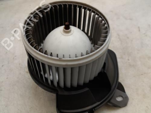 Ventilator motor FIAT FIORINO Box Body/MPV (225_) 1.3 D Multijet (225BXD1A, 225BXB1A, 225BXB11) (75 hp) 31795659