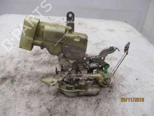 Serrure avant droite TOYOTA YARIS (_P1_) 1.4 D-4D (NLP10_, NLP10R) (75 hp) 24009360