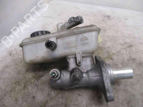Used Brake master cylinder RENAULT LAGUNA II (BG0/1_) 2.0 dCi (BG1T) (150 hp) 19735168