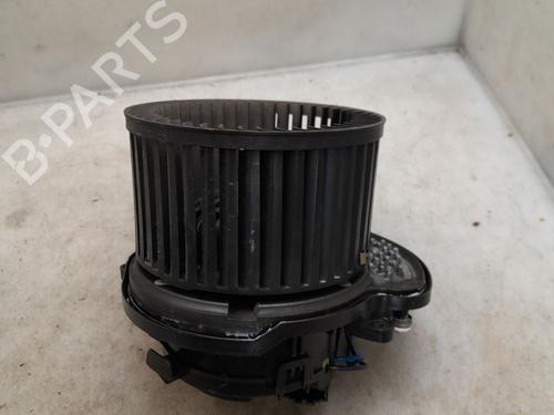 Used Heater blower motor Heater blower motor RENAULT MEGANE IV Hatchback (B9A/M/N_) 1.5 Blue dCi 115 (B9A6) (116 hp) 34454653 34454653
