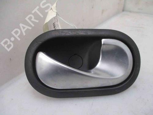 Used Rear right interior door handle RENAULT MEGANE II (BM0/1_, CM0/1_) 1.5 dCi (BM02, BM13, BM2A, CM02, CM13) (101 hp) 19715797