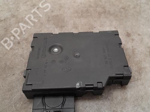 Card reader RENAULT CLIO IV (BH_) 1.5 dCi 75 | BP28445061E4