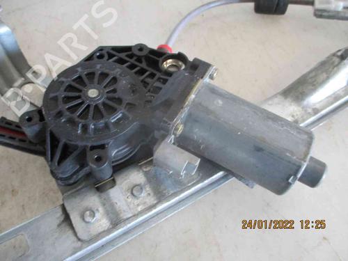 Rudehejsemekanisme Højre foran PEUGEOT 206 Hatchback (2A/C) 1.4 HDi | BP19724115C23 