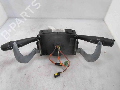 Used Headlight switch CITROËN C2 (JM_) 1.4 (73 hp) 19716310