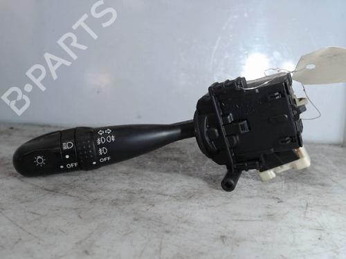 Used Steering column stalk TOYOTA YARIS (_P1_) 1.4 D-4D (NLP10_, NLP10R) (75 hp) 24006887