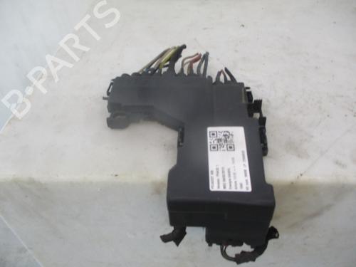 Used Fuse box Fuse box PEUGEOT 508 I (8D_) 1.6 HDi (115 hp) 33807928 33807928