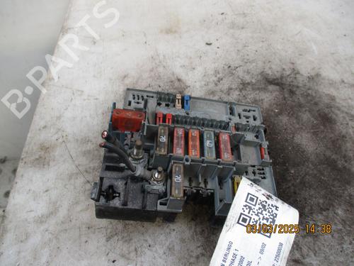 Zekeringkast CITROËN BERLINGO / BERLINGO FIRST Box Body/MPV (M_) 1.9 D 70 (MBWJZ, MCWJZ) (69 hp) 24103797