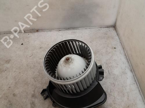 Motor da chauffage Motor da chauffage OPEL CORSA E (X15) 1.3 CDTI (08, 68) (95 hp) 36680391 36680391