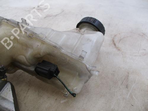 Brake master cylinder RENAULT MEGANE IV Hatchback (B9A/M/N_) 1.2 TCe 100 (B9MS) | BP28685087M77