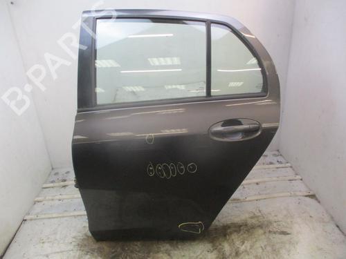 Used Left rear door TOYOTA YARIS (_P9_) 1.3 VVT-i (SCP90_, SCP90R) (87 hp) 32276061