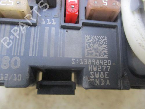 Fuse box CITROËN C4 Picasso I MPV (UD_) | BP30187207E1