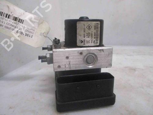 ABS pump RENAULT TWINGO II (CN0_) 1.5 dCi (CN0E) | BP19717197M43 
