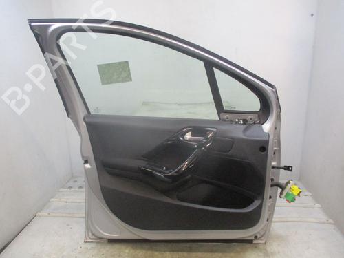 Left front door PEUGEOT 208 I (CA_, CC_) 1.6 BlueHDi 100 | BP29576870C2 