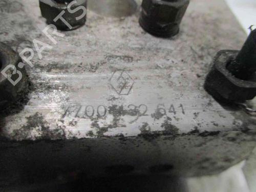 Used ABS pump RENAULT CLIO II (BB_, CB_) 1.2 (BB0A, BB0F, BB10, BB1K, BB28, BB2D, BB2H, CB0A,... (58 hp) 19722340