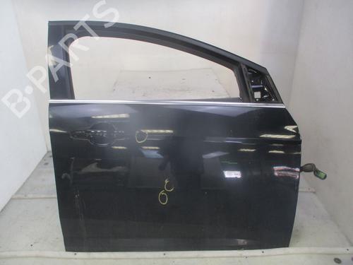 right-front-door-ford-focus-iii-2010-2011-2012-2013-2014-2015-2016-2017-2018-2019-2020-34640215 main image
