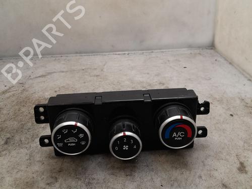 Used Climate control HYUNDAI TUCSON (JM) 2.0 CRDi (136 hp) 32332118