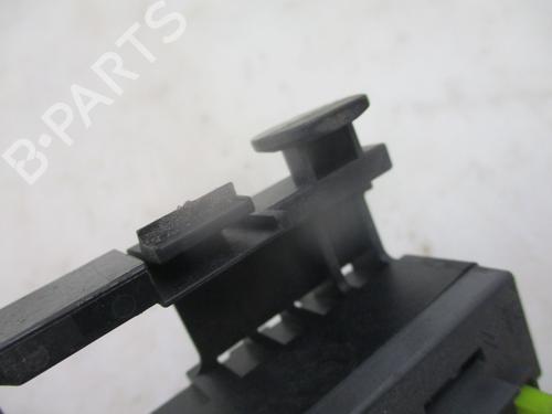 Fuse box PEUGEOT PARTNER Box Body/MPV 1.6 HDi / BlueHDi 75 | BP32353407E1 