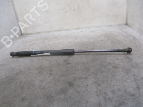 Used Tailgate lift support TOYOTA YARIS (_P13_) 1.0 (KSP130_, KSP130) (69 hp) 24156695