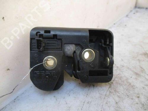 Used Tailgate lock SEAT CORDOBA (6K1, 6K2) 1.0 i (50 hp) 19722210