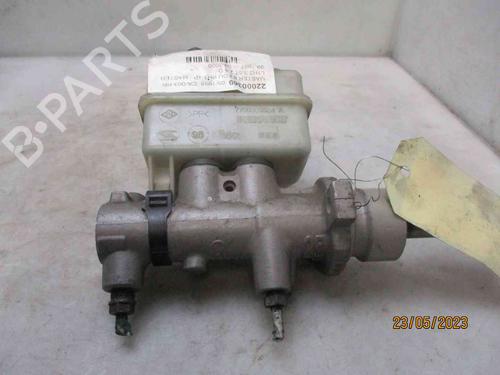 Brake master cylinder RENAULT MASTER II Van (FD) 2.5 D | BP24009837M77 